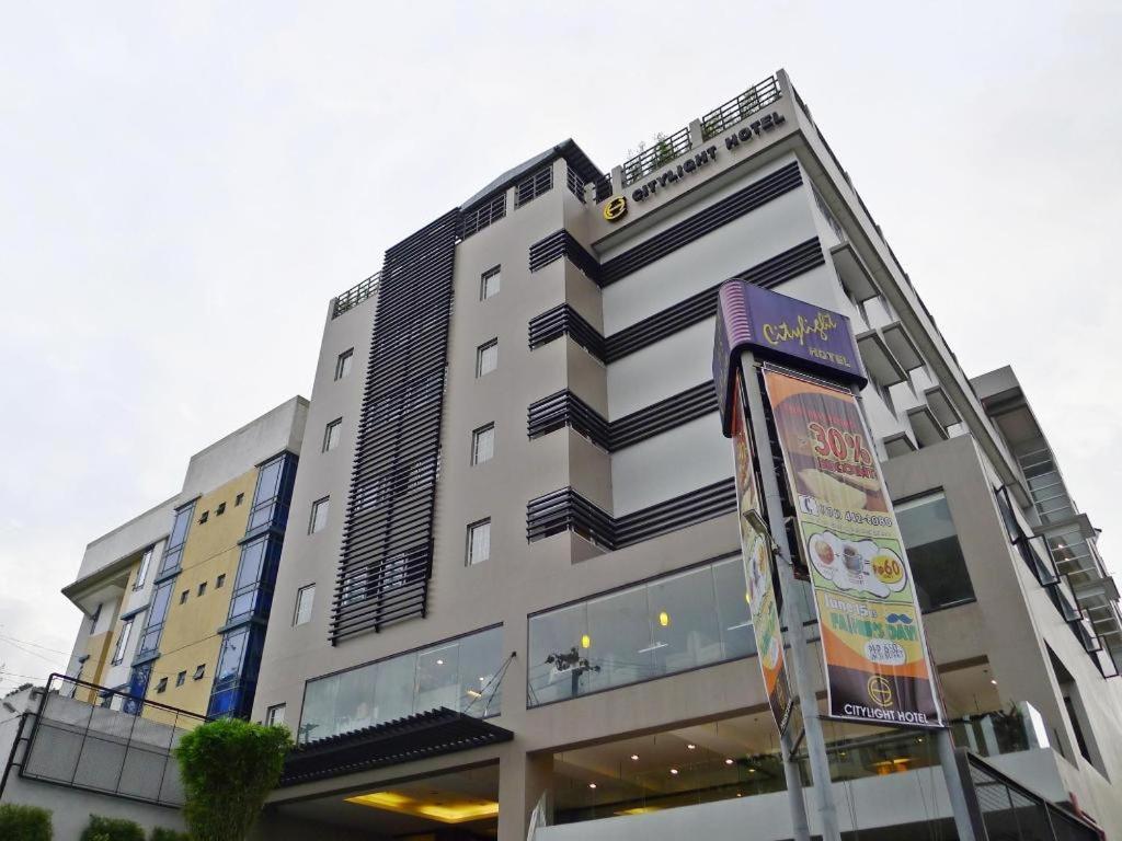 באגויו Citylight Hotel מראה חיצוני תמונה